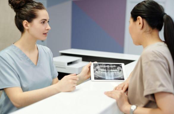 How to Ask for a Patient Testimonial: A Guide for Dentists